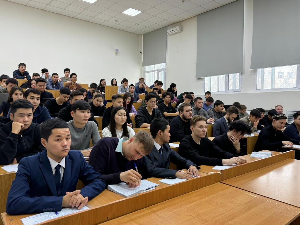 «Астана — город без наркотиков»: 300 тысяч учащихся написали городской диктант