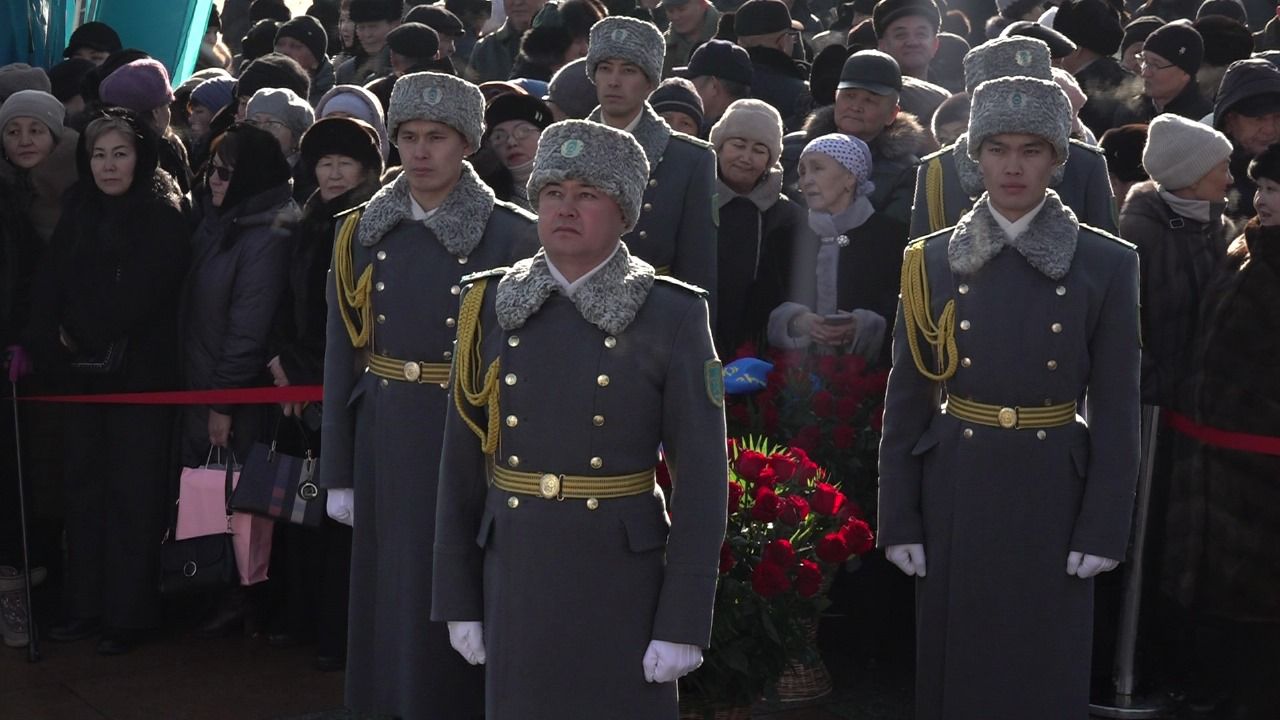 В Алматы почтили память жертв декабрьских событий 1986 года