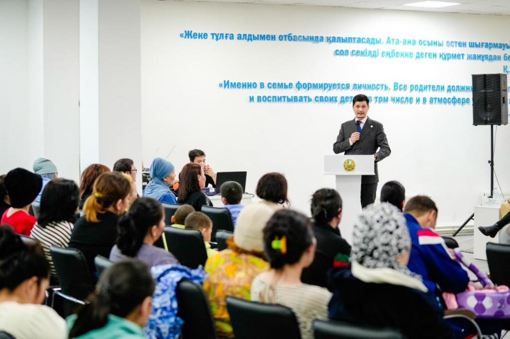 Закон и порядок: в столице обсудили подходы к укреплению семейных ценностей
