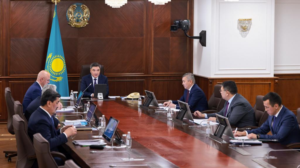 В Правительстве подвели итоги социально-экономического развития за 11 месяцев 2024 года: 4,4% прирост ВВП обеспечен несырьевым сектором