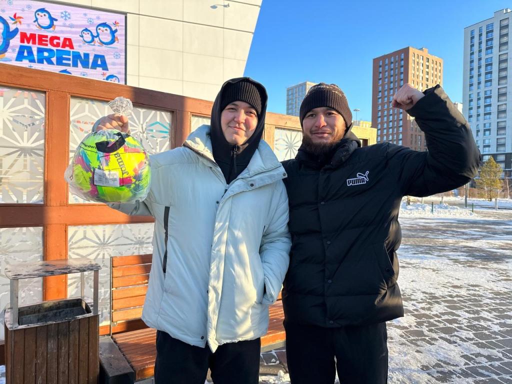 «Зависимость в обмен на спорт»: в Астане в очередной раз организовали необычную акцию