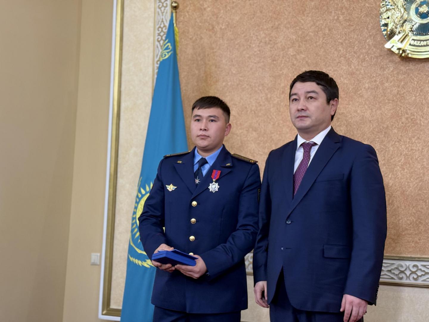 Участники ликвидации последствий авиакатастрофы награждены государственными наградами
