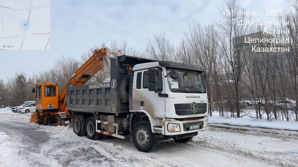 Свыше 2 600 дорожных рабочих и 1 800 единиц спецтехники заняты в снегоуборке в Астане