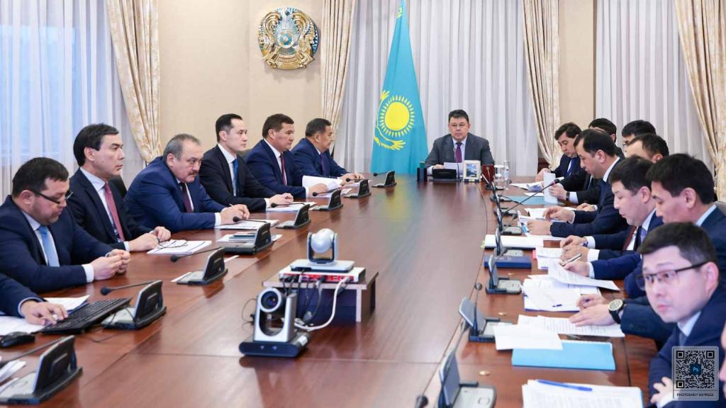 Первое заседание Проектного офиса по региональной политике прошло под председательством вице-премьера Каната Бозумбаева