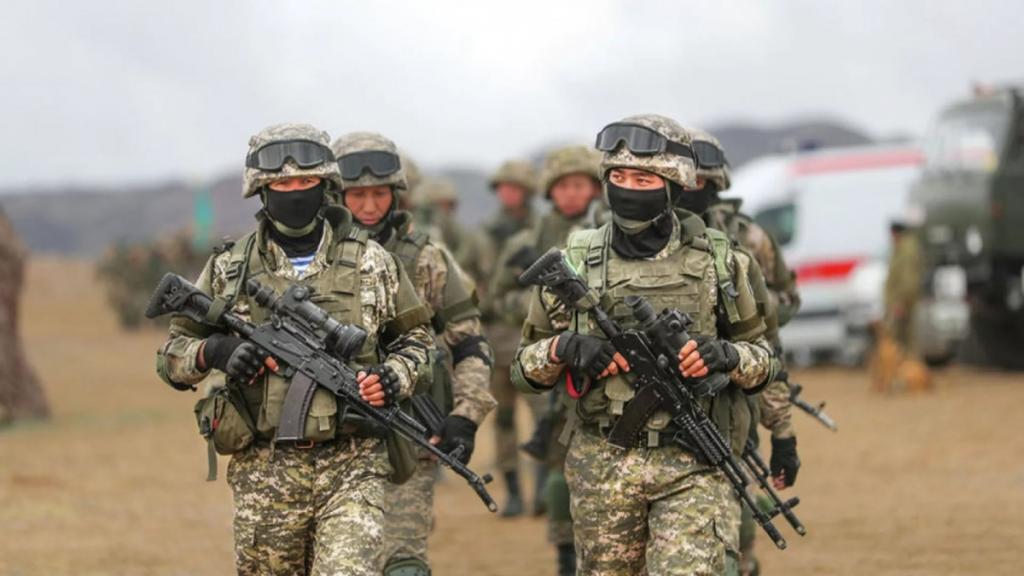 Два новых военных колледжа появятся в Казахстане