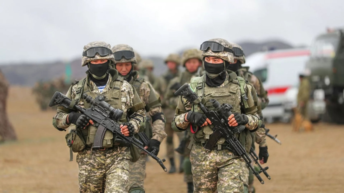 Два новых военных колледжа появятся в Казахстане