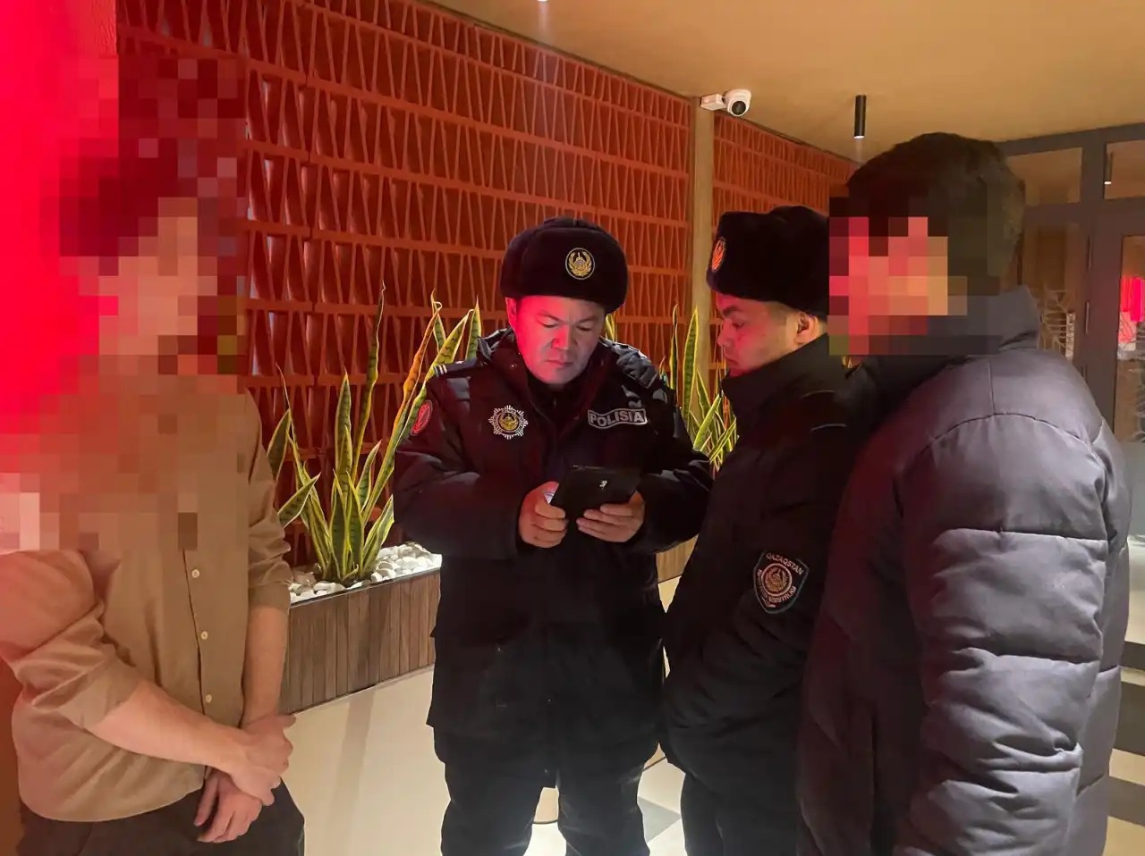 Несколько столичных заведений оштрафовали за предоставление посетителям кальяна
