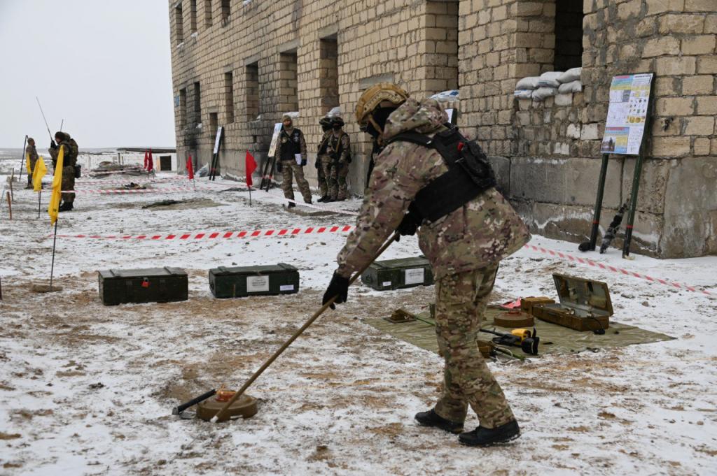 Морские пехотинцы учатся действовать в условиях городской застройки