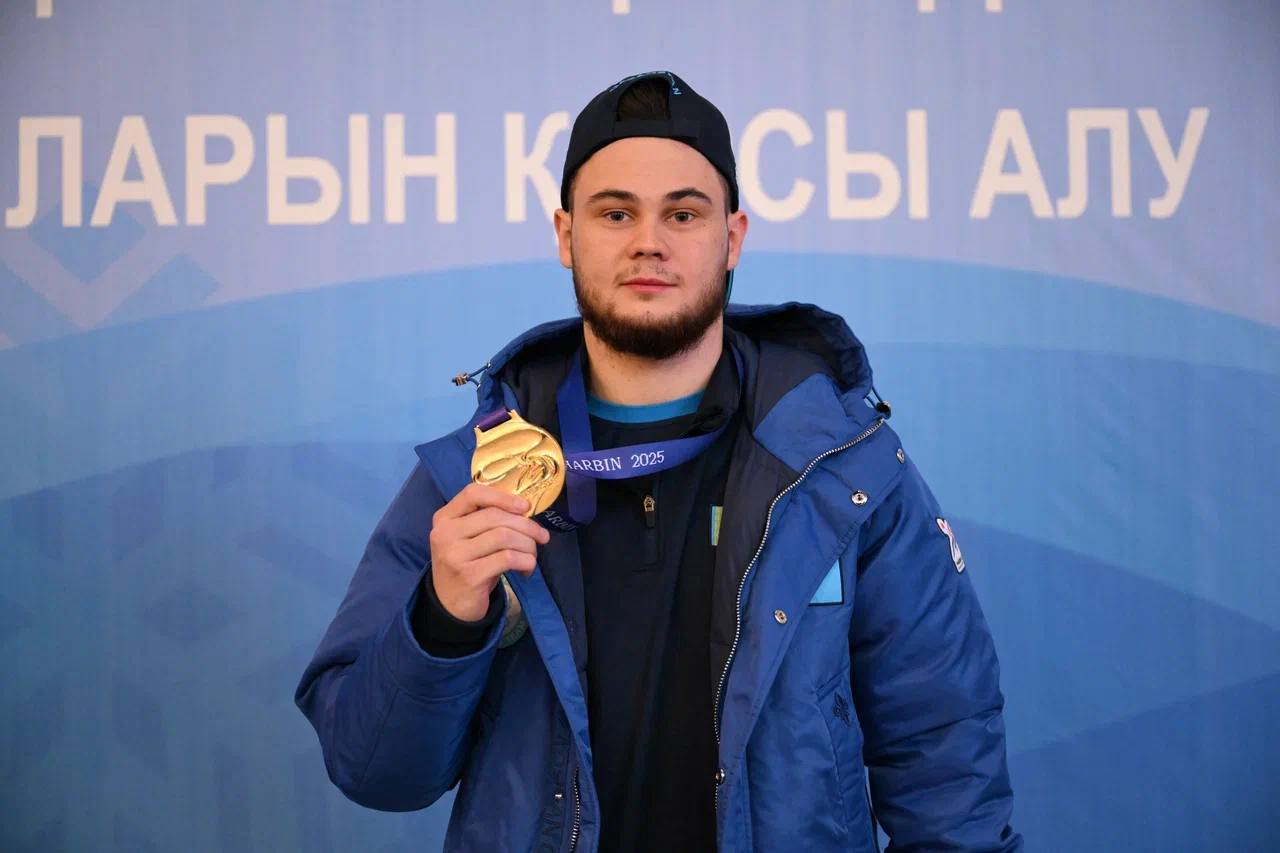 Наш чемпион вернулся домой