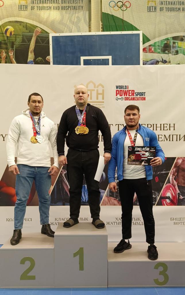 Сотрудник Академии МЧС стал Чемпионом Республиканского турнира по силовым видам спорта