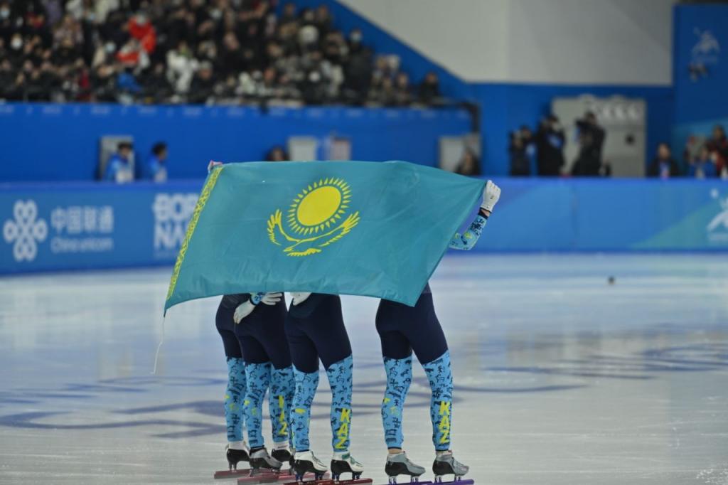 Две команды Казахстана пробились в 1/2 финала чемпионата мира по шорт-треку