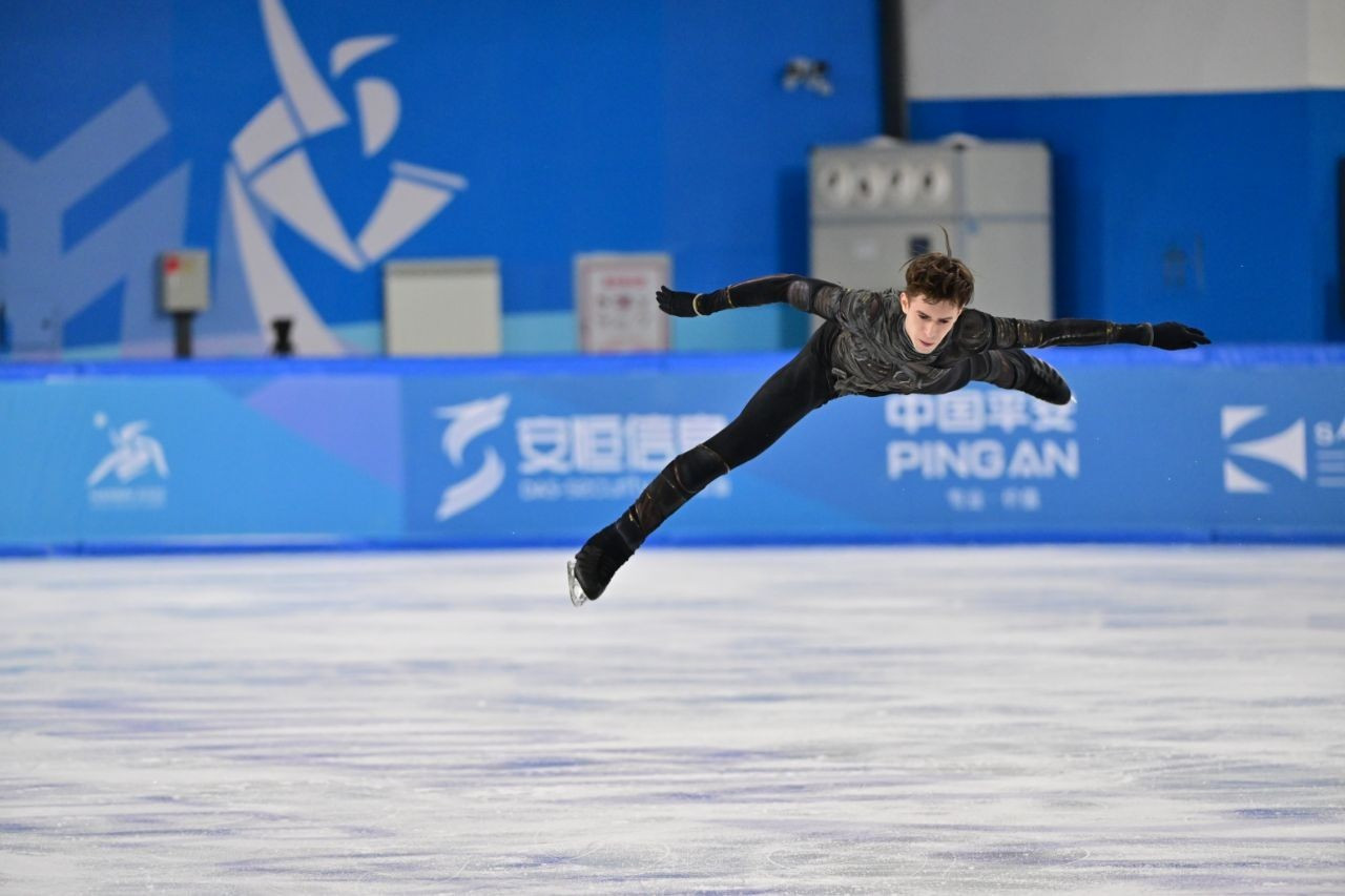 Фигурист Михаил Шайдоров стал третьим в короткой программе на чемпионате мира в США