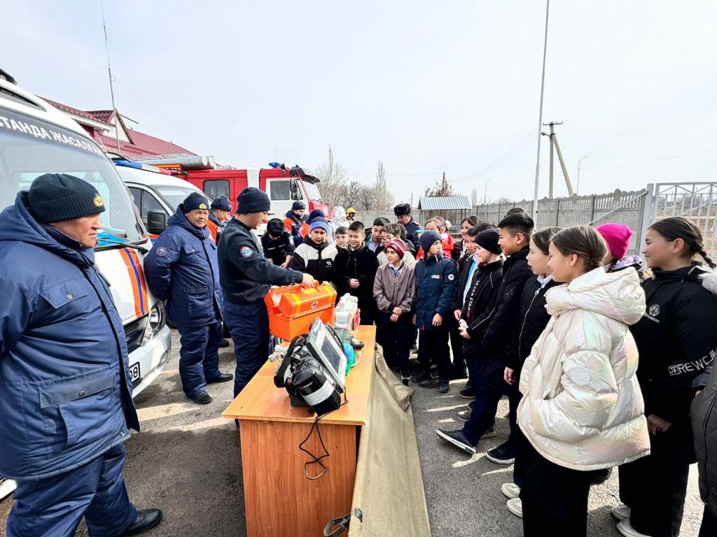 День открытых дверей в подразделениях МЧС: обучение правилам безопасности