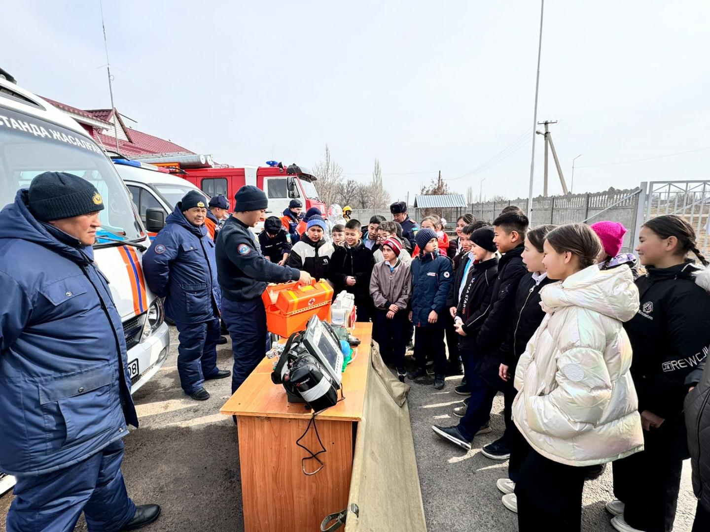 День открытых дверей в подразделениях МЧС: обучение правилам безопасности