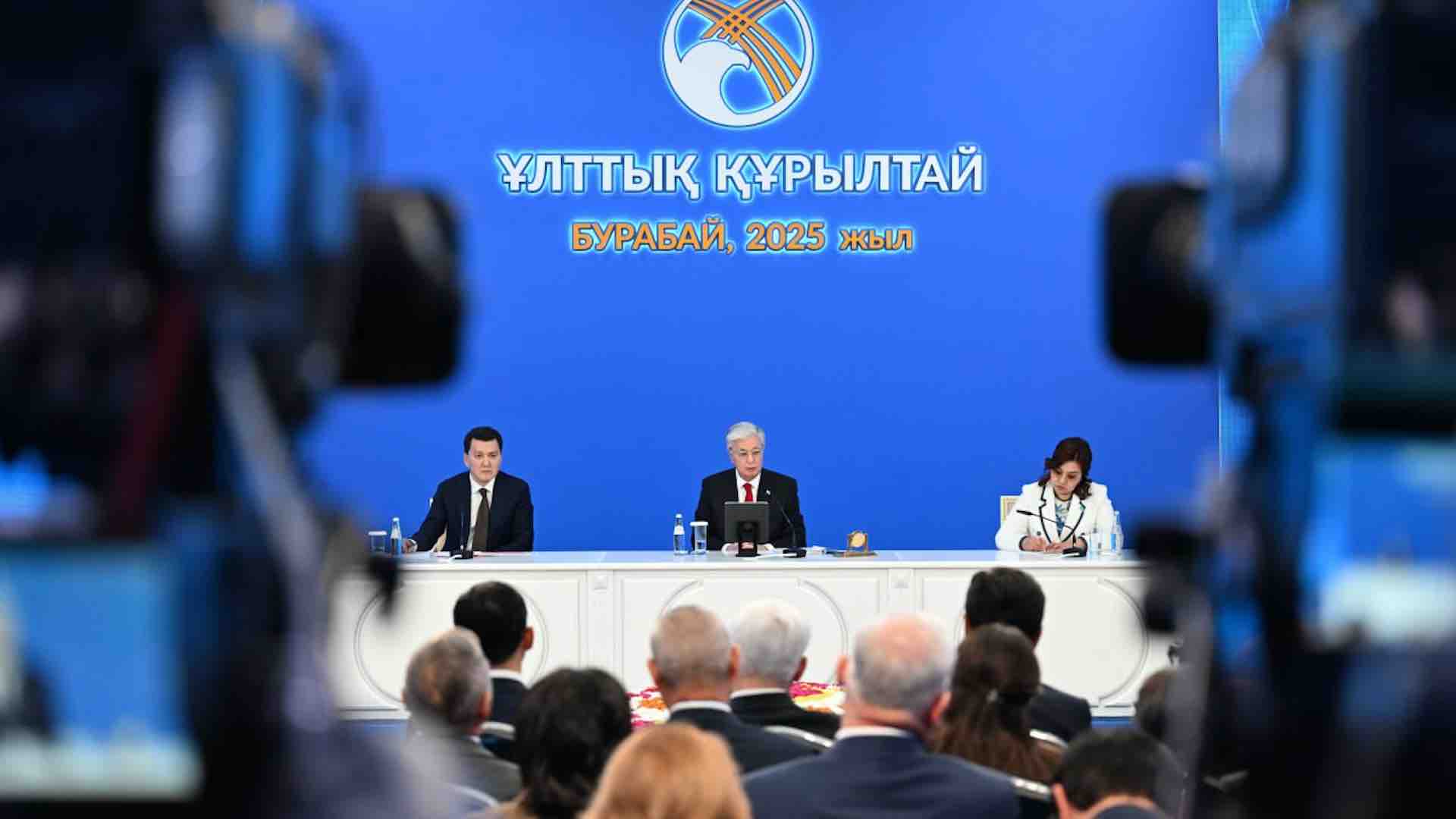 Касым-Жомарт Токаев призвал взвешенно относится к советскому прошлому
