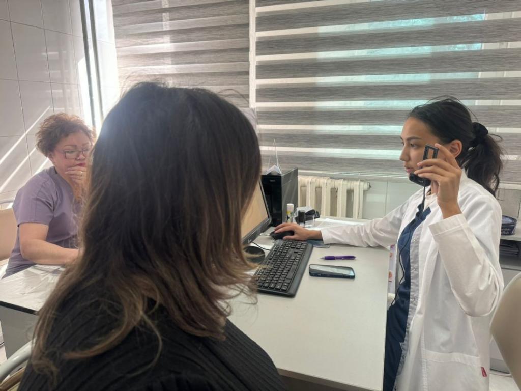 В поликлиниках Алматы внедряется система Face ID для идентификации пациентов