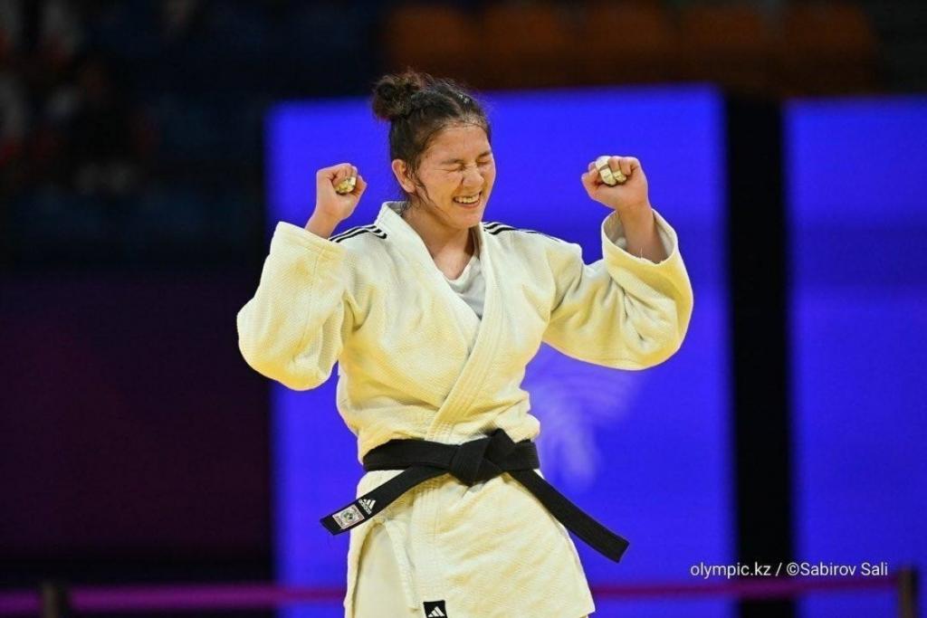 Казахстанские дзюдоисты не смогли выйти в финал во второй день чемпионата Азии