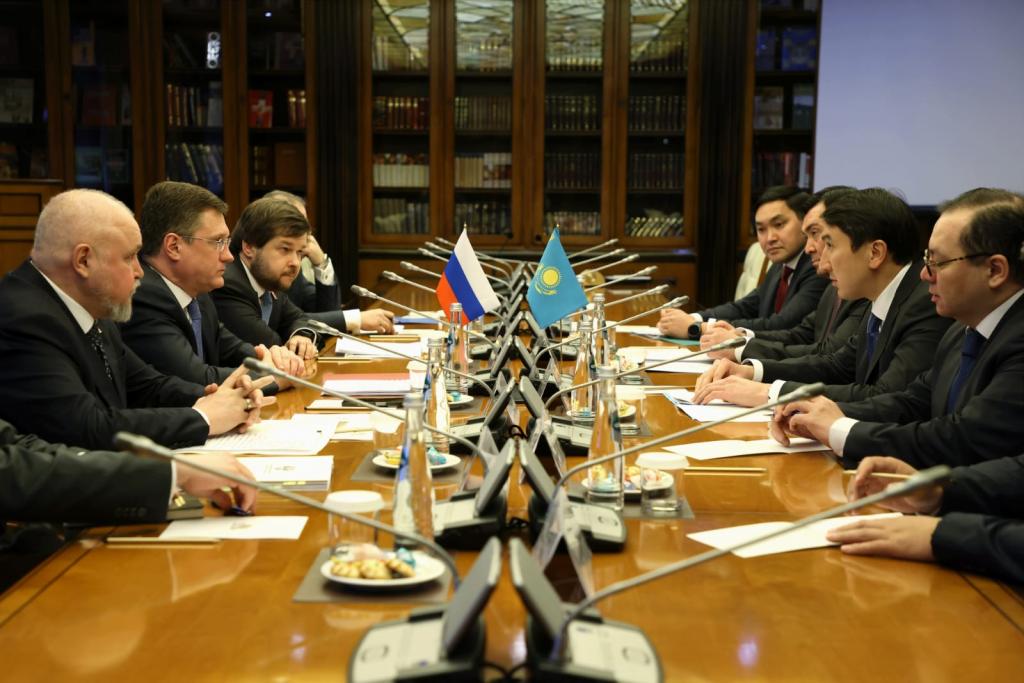 Казахстан и Россия обсудили транзит энергоресурсов и стратегическое партнерство