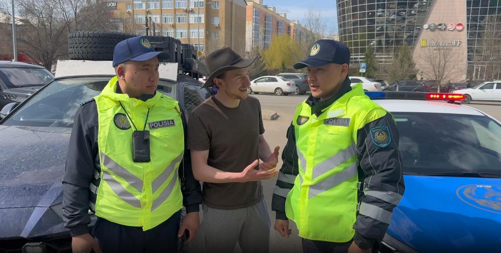 Американский турист поблагодарил казахстанских полицейских — видео с благодарностью появилось в сети