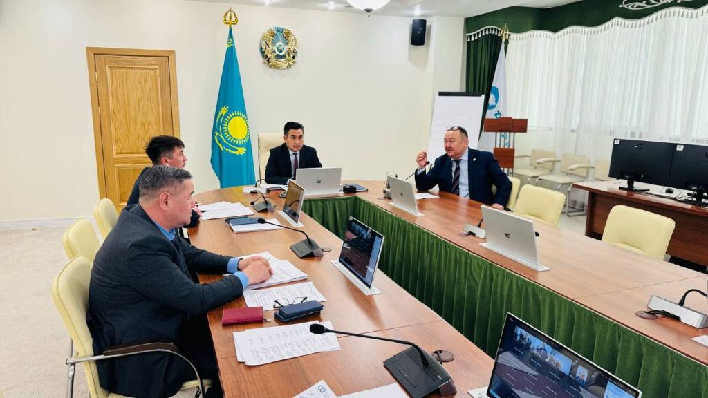 В МТСЗН обсуждены меры по совершенствованию механизма выдачи карты «Ата жолы»