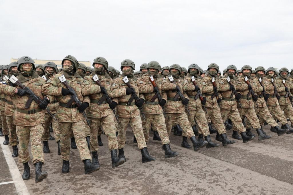 80-летие Победы в Великой Отечественной войне: казахстанские военнослужащие готовятся к параду в Астане