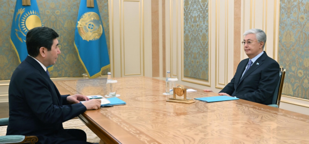 Глава государства принял Председателя Мажилиса Ерлана Кошанова
