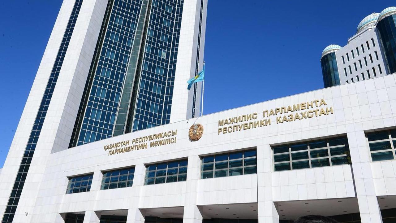 О МЕРАХ ПО ОБЕСПЕЧЕНИЮ ФИНАНСОВОЙ УСТОЙЧИВОСТИ СИСТЕМЫ ОСМС