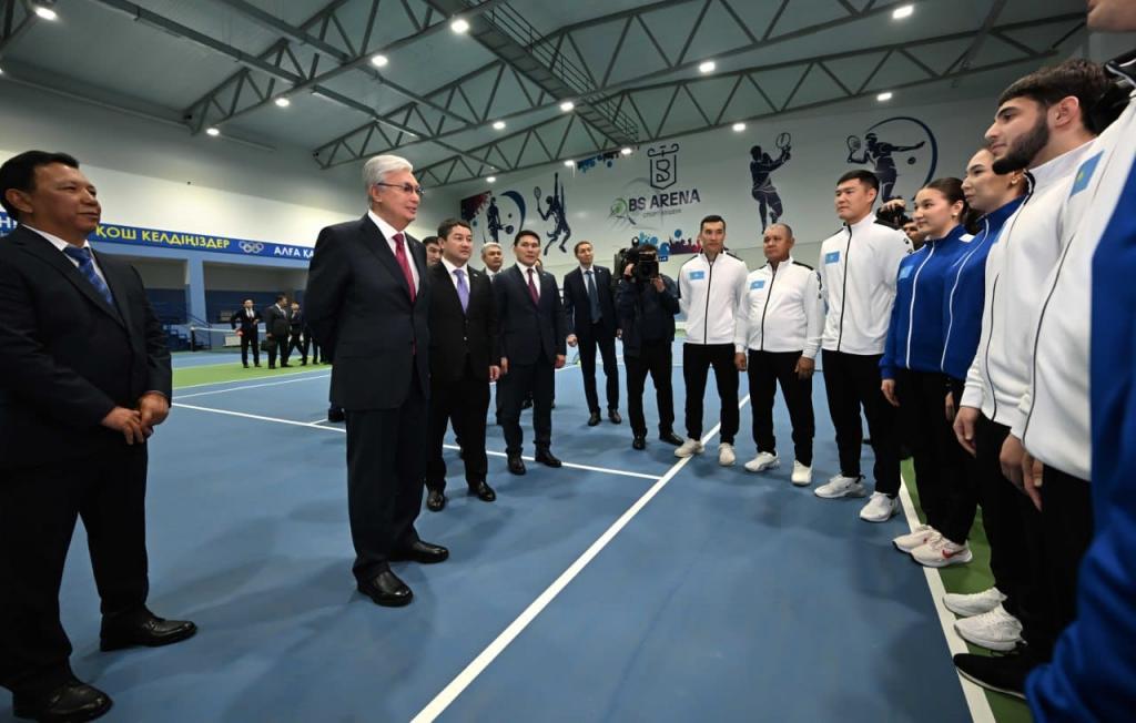Глава государства посетил спортивный комплекс BS Arena