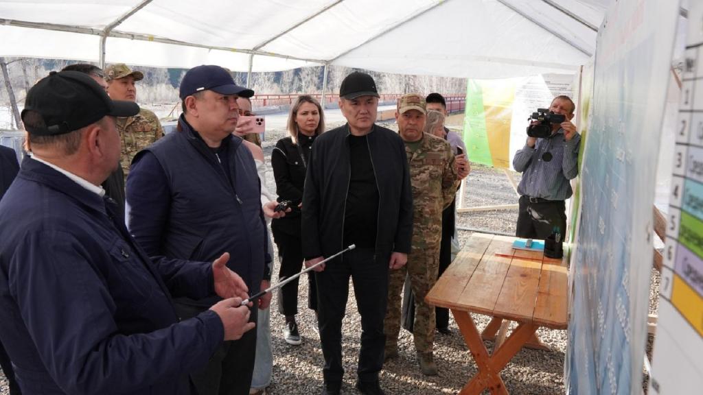 Канат Бозумбаев проверил прохождение паводков в ВКО