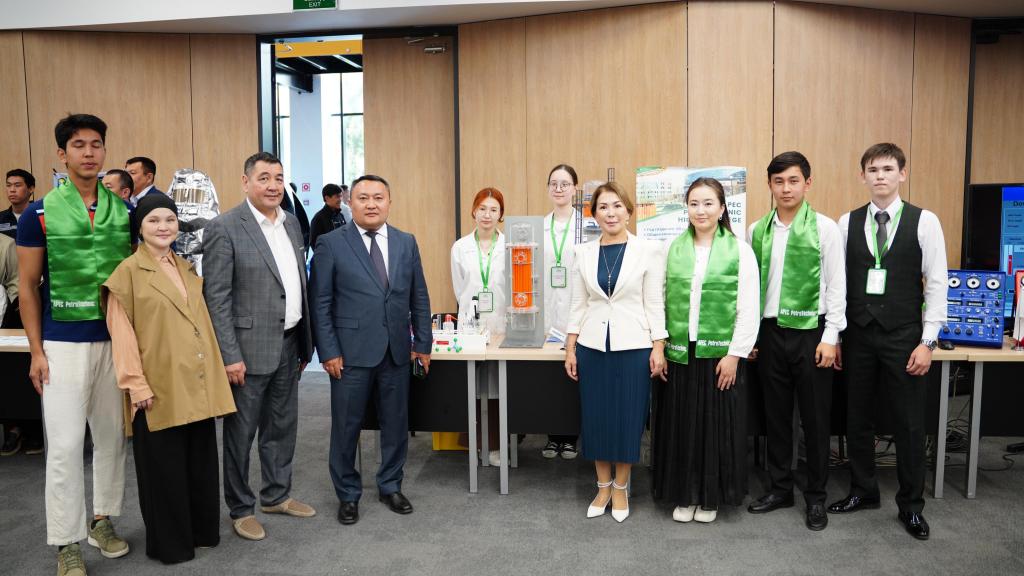 В АТЫРАУ ПРОШЛА ОБРАЗОВАТЕЛЬНАЯ ВЫСТАВКА «STUDY IN KAZAKHSTAN»