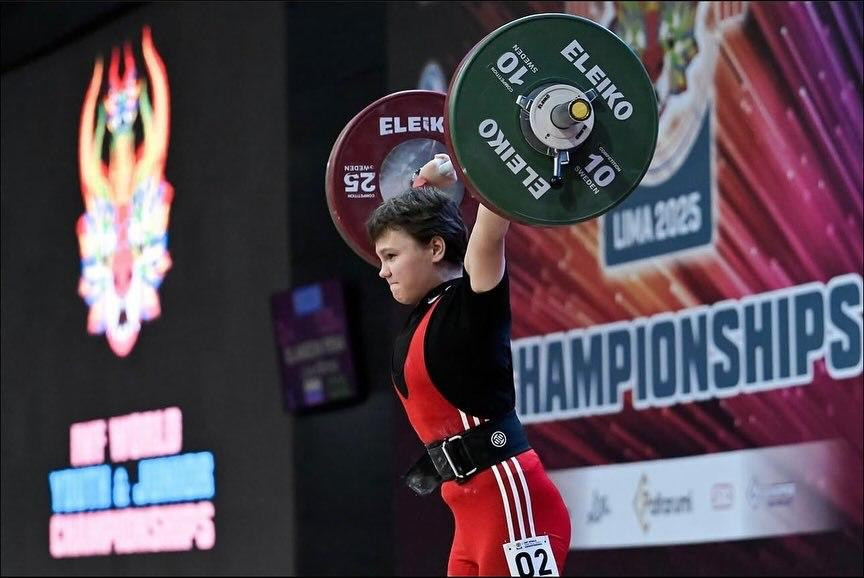 Казахстан завоевал второе «золото» на юношеском чемпионате мира по тяжелой атлетике