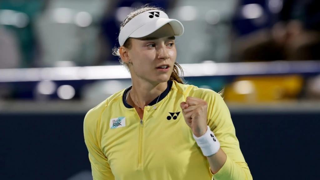 Елена Рыбакина пробилась в 1/8 финала турнира «Ролан Гаррос»