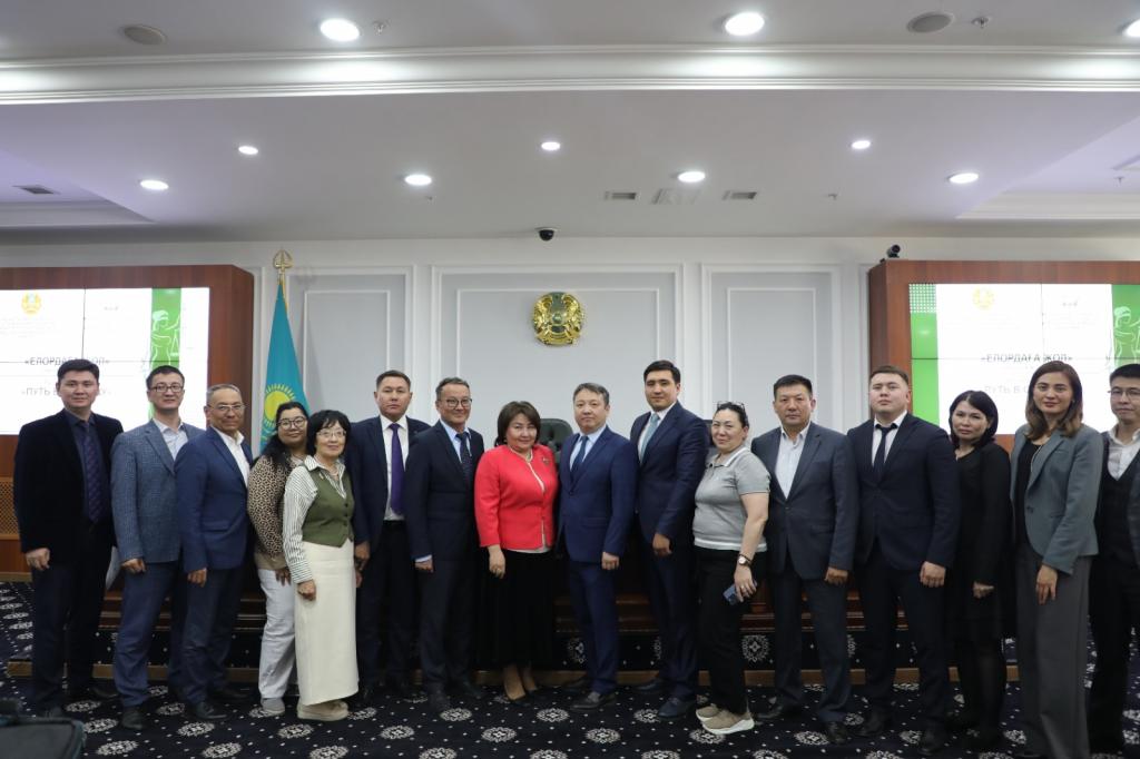 Привлечение квалифицированных специалистов в судебную систему