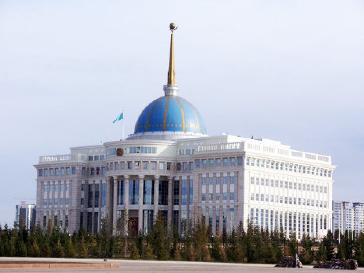 Глава государства направил поздравительную телеграмму Папе Римскому Льву XIV