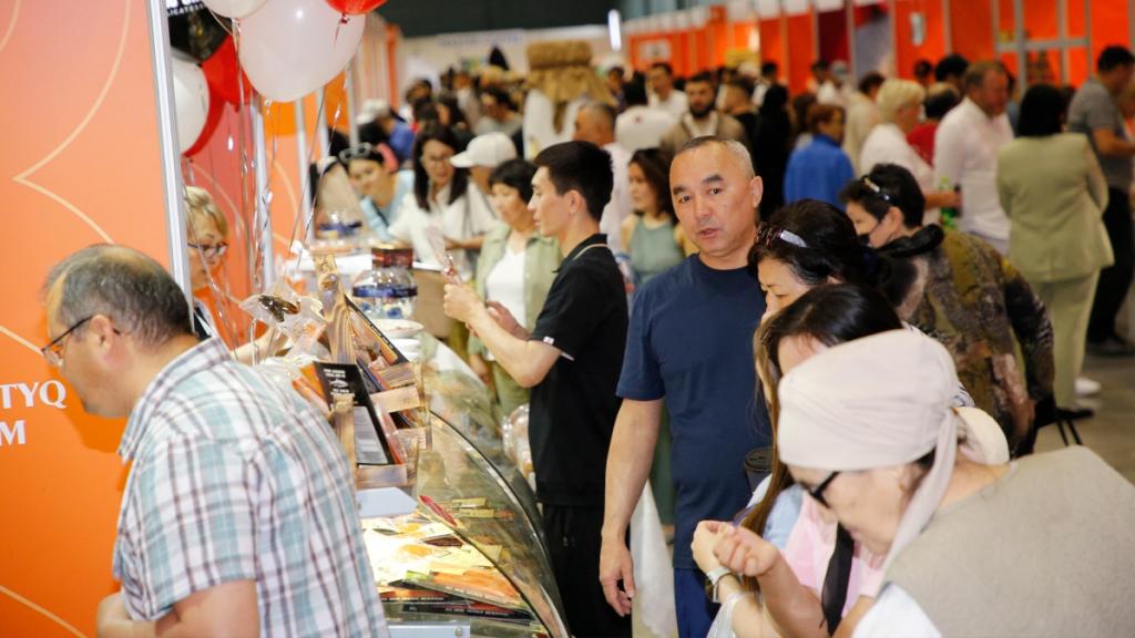 Выставка «Ulttyq ónim»: 350 отечественных производителей представили свою продукцию