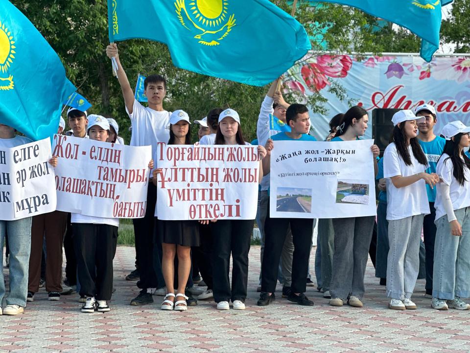 В Аркалыке прошла патриотическая акция «Өркендей бер, туған өлкем»