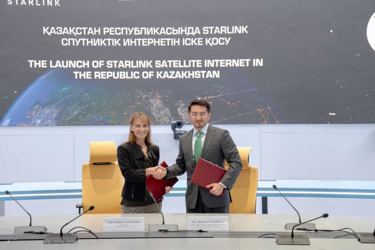 Starlink официально приходит в Казахстан: подписано соглашение о запуске спутникового интернета