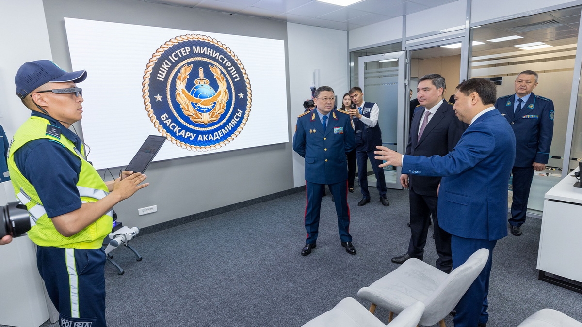 Премьер-министр принял участие в открытии Академии управления МВД в рамках недели «Закон и Порядок»