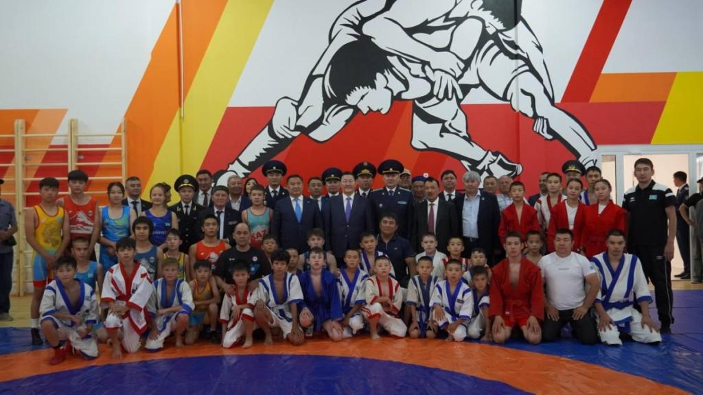 В селе Акмолинской области за счет средств возвращенных активов построена детско-юношеская спортивная школа