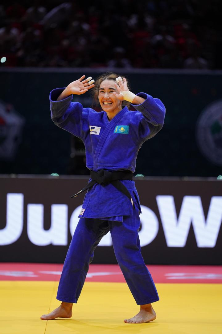 КАЗАХСТАН ВПЕРВЫЕ В ИСТОРИИ ВЫШЕЛ В ФИНАЛ ЧЕМПИОНАТА МИРА ПО ДЗЮДО СРЕДИ ЖЕНЩИН