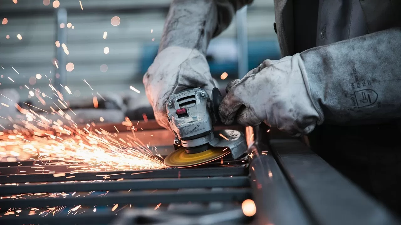 Как Казахстан планирует достичь 6% роста ВВП в 2025 году
