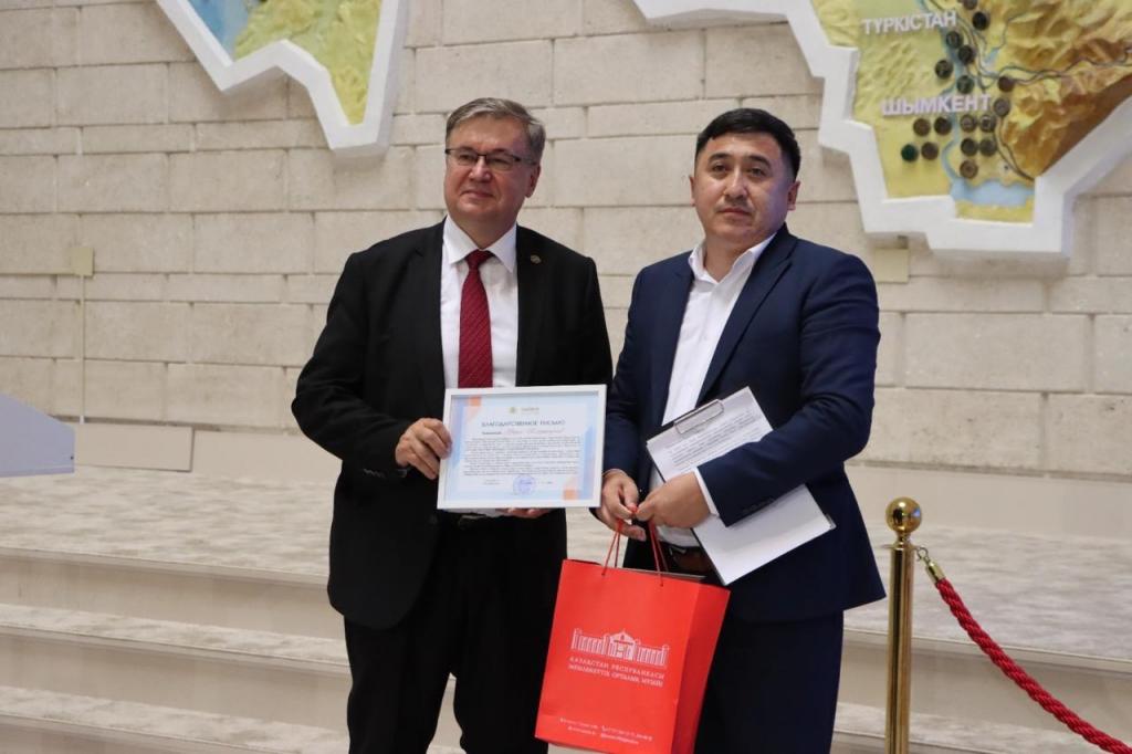 Чюрленис впервые в Казахстане