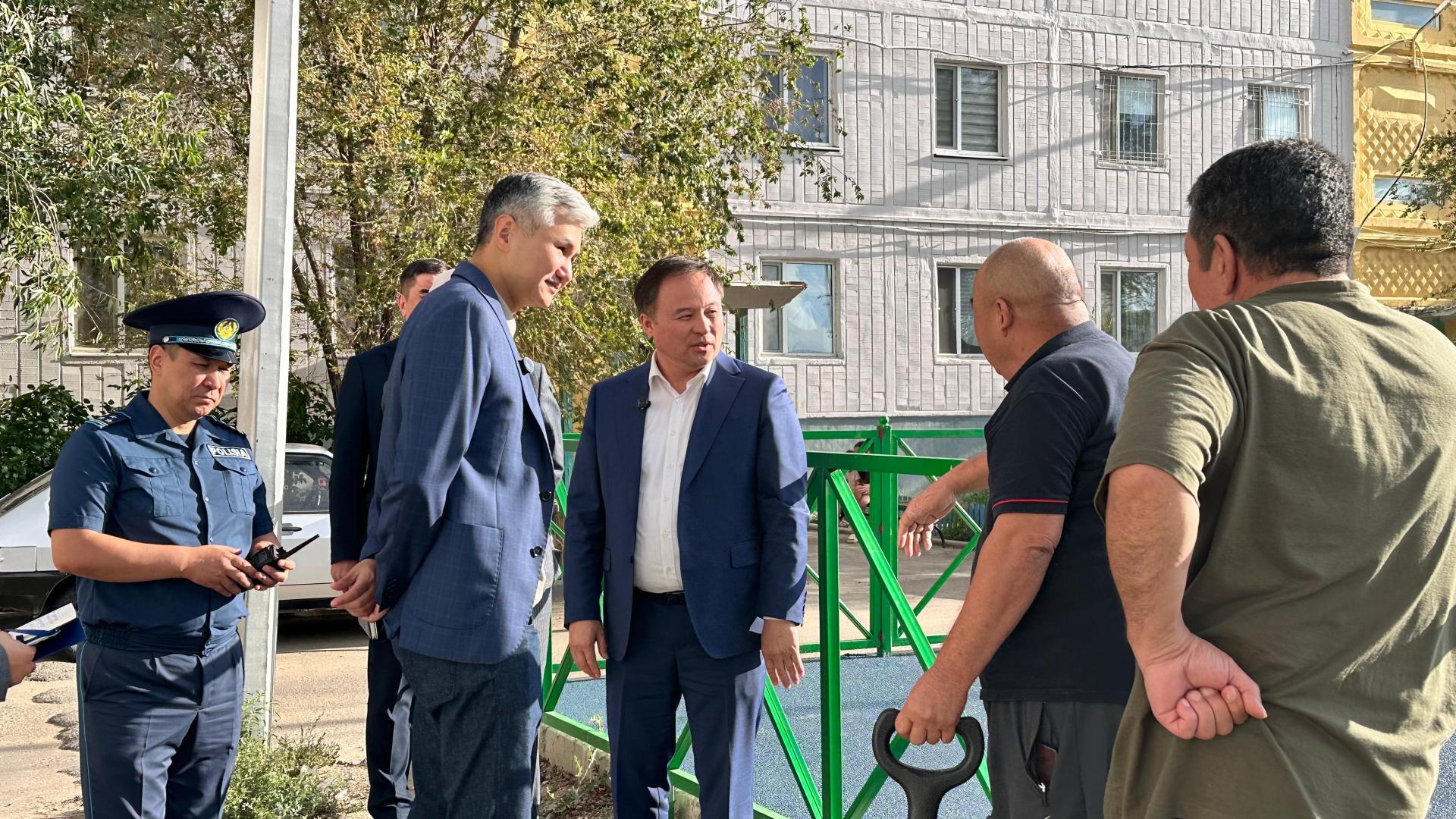 АКИМ ОБЛАСТИ ПРОВЕРИЛ СОСТОЯНИЕ ДЕТСКИХ ИГРОВЫХ ПЛОЩАДОК В ГОРОДЕ ЖЕЗКАЗГАН