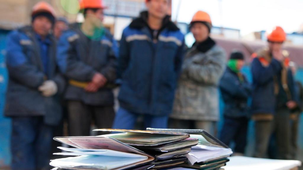 Более 14,8 тыс. иностранных граждан осуществляют трудовую деятельность в Казахстане