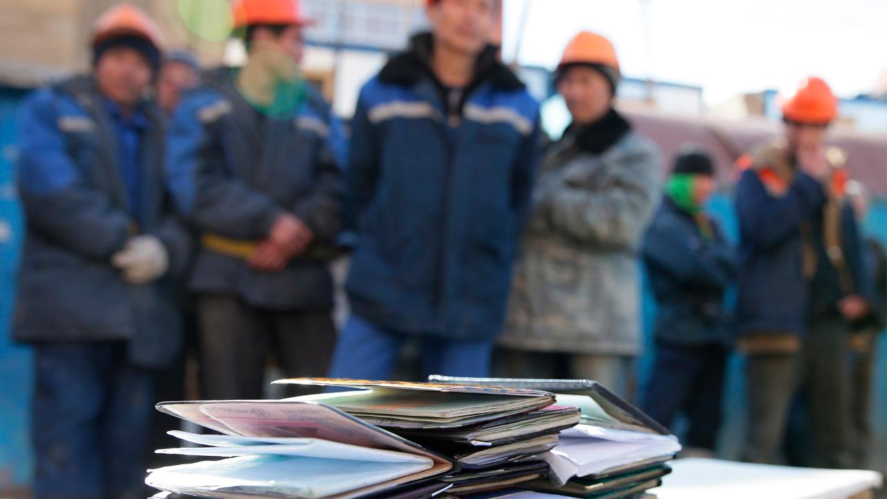 Более 14,8 тыс. иностранных граждан осуществляют трудовую деятельность в Казахстане
