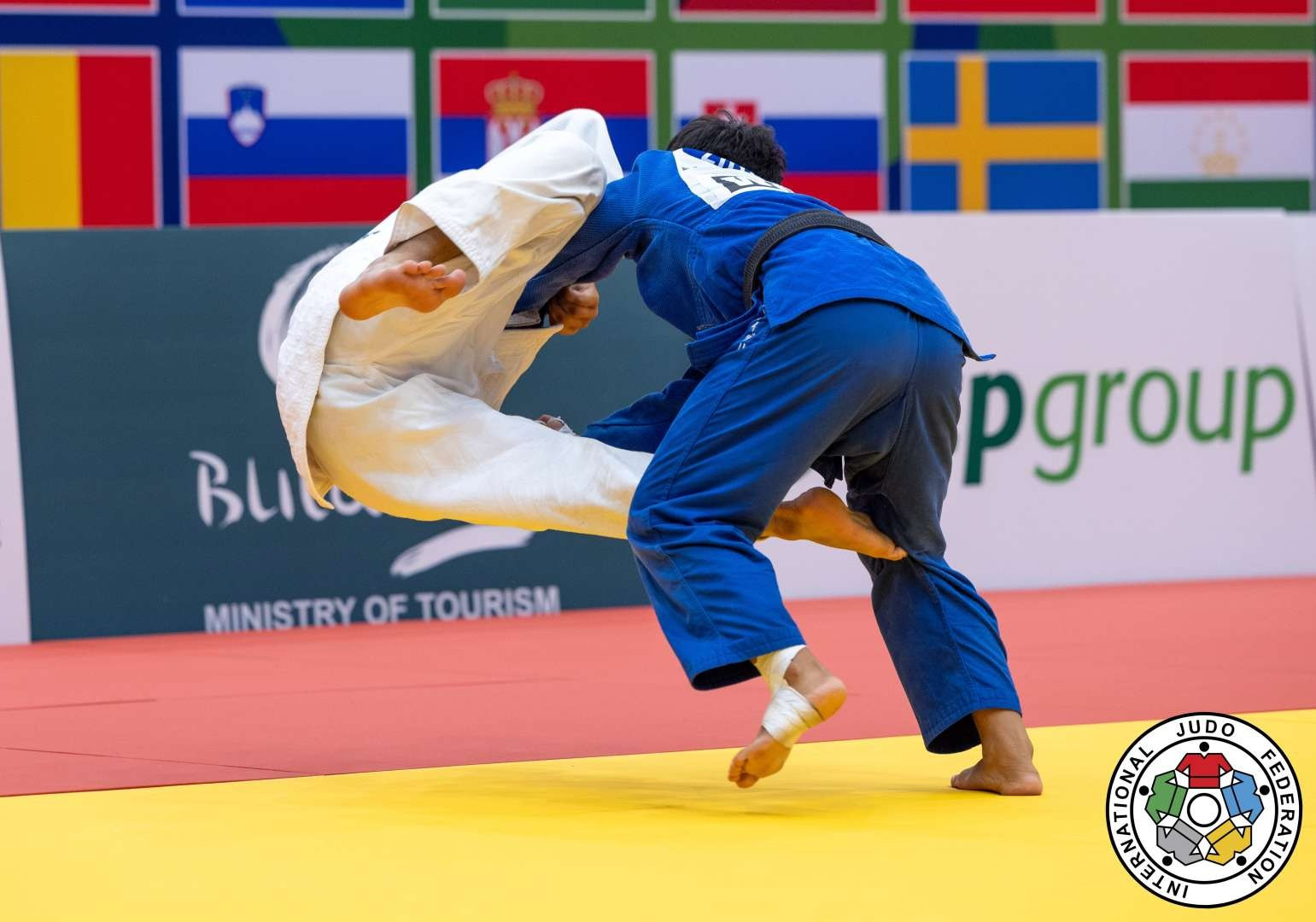 Два дзюдоиста из Казахстана вышли в финал чемпионата мира среди кадетов