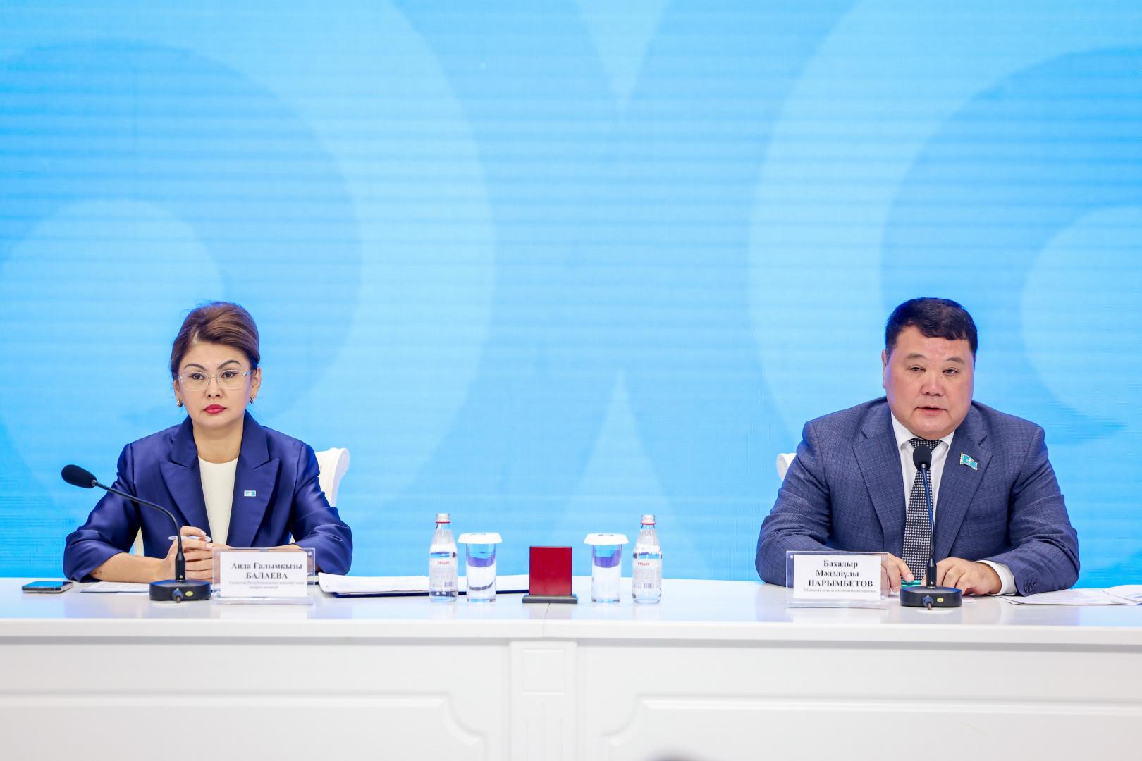 Аида Балаева встретилась с жителями города Шымкент