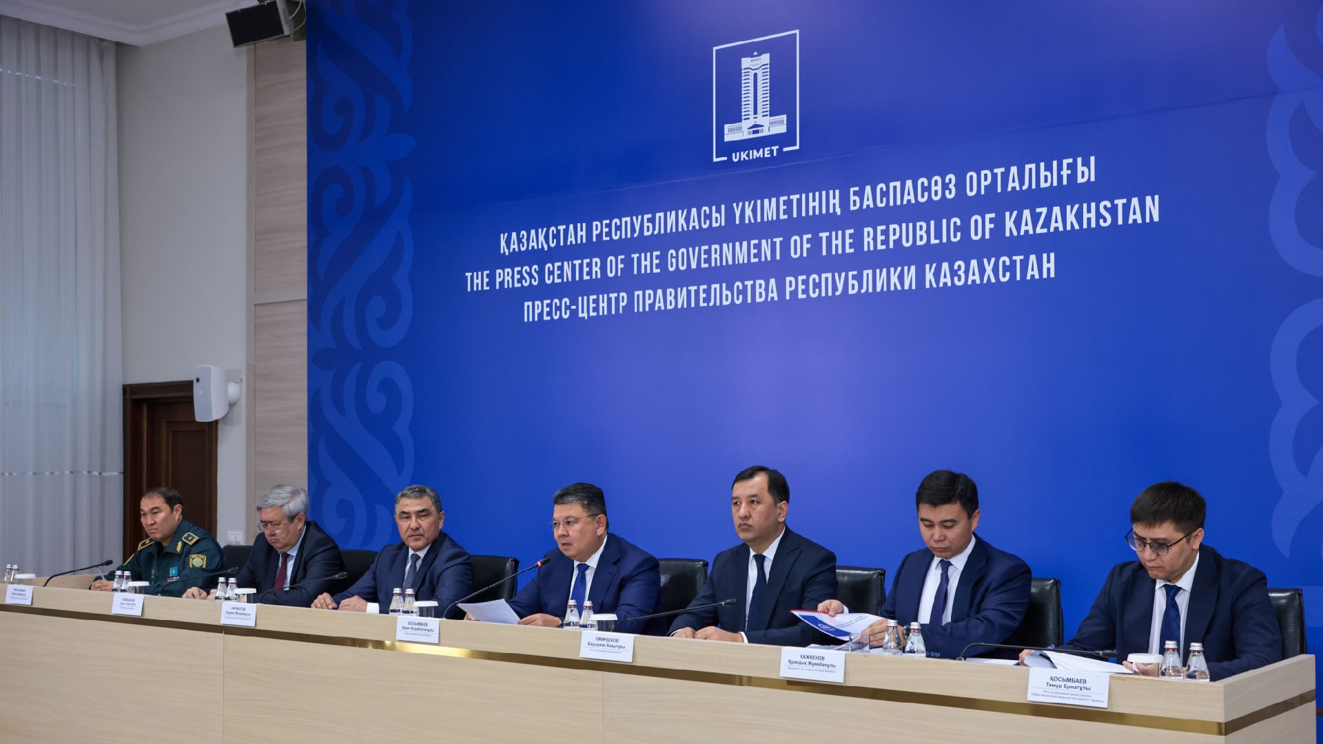 Исполнение поручений Президента по модернизации сфер энергетики, ЖКХ и водной отрасли – состоялась пресс-конференция Каната Бозумбаева