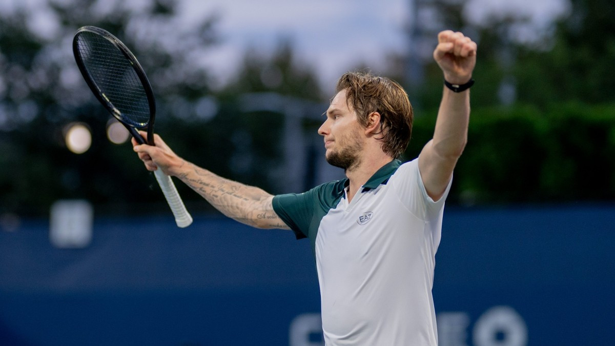 Теннисист Александр Бублик вышел в 1/8 финала US Open