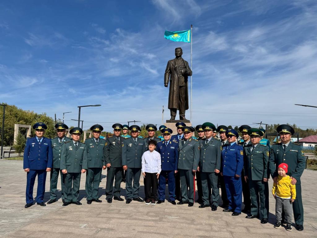 В Акколе военнослужащие НУО провели мероприятие памяти Сагадата Нурмагамбетова